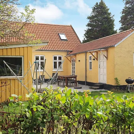 6 Person Holiday Home In Marstal 度假居
