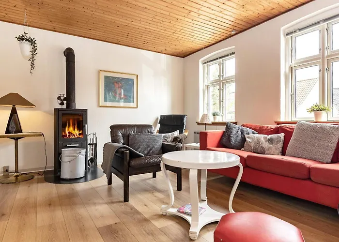 Сasa de vacaciones Scenic Retreat With Fireplace & Terrace Marstal