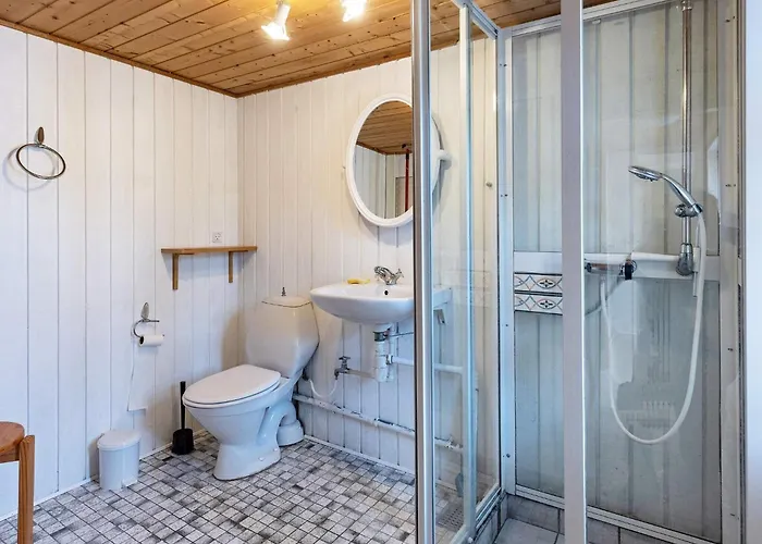 Scenic Retreat With Fireplace & Terrace *