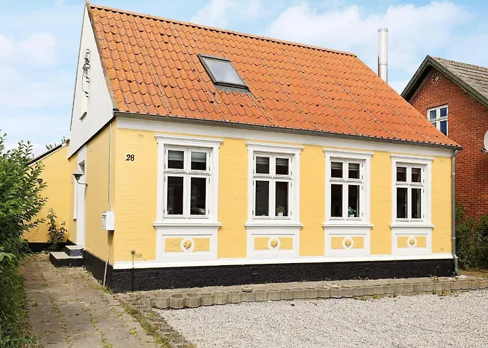 Casa vacanze Scenic Retreat With Fireplace & Terrace